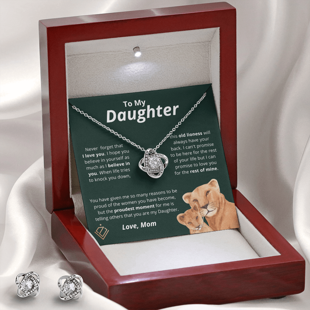 Vesta Knot Necklace - Daughter Proudest Mom